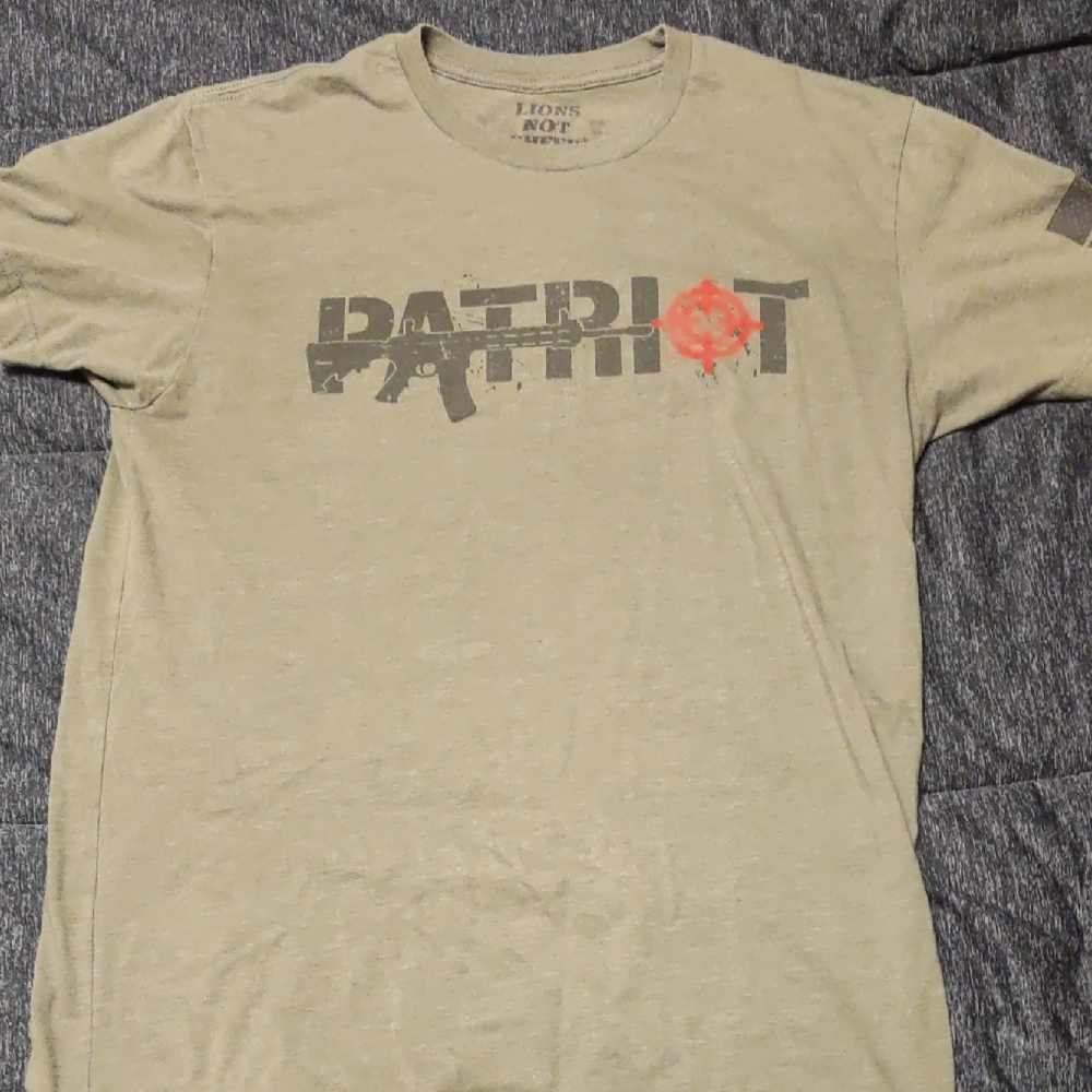 Men's OD Green Lions Not Sheep Brand Graphic T-Shirt 2A Inspired. Size Medium